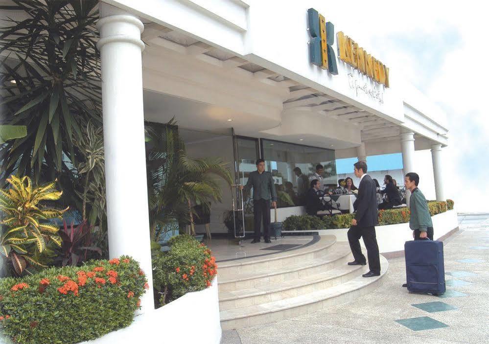 Apart Hotel Kennedy Guayaquil Bagian luar foto